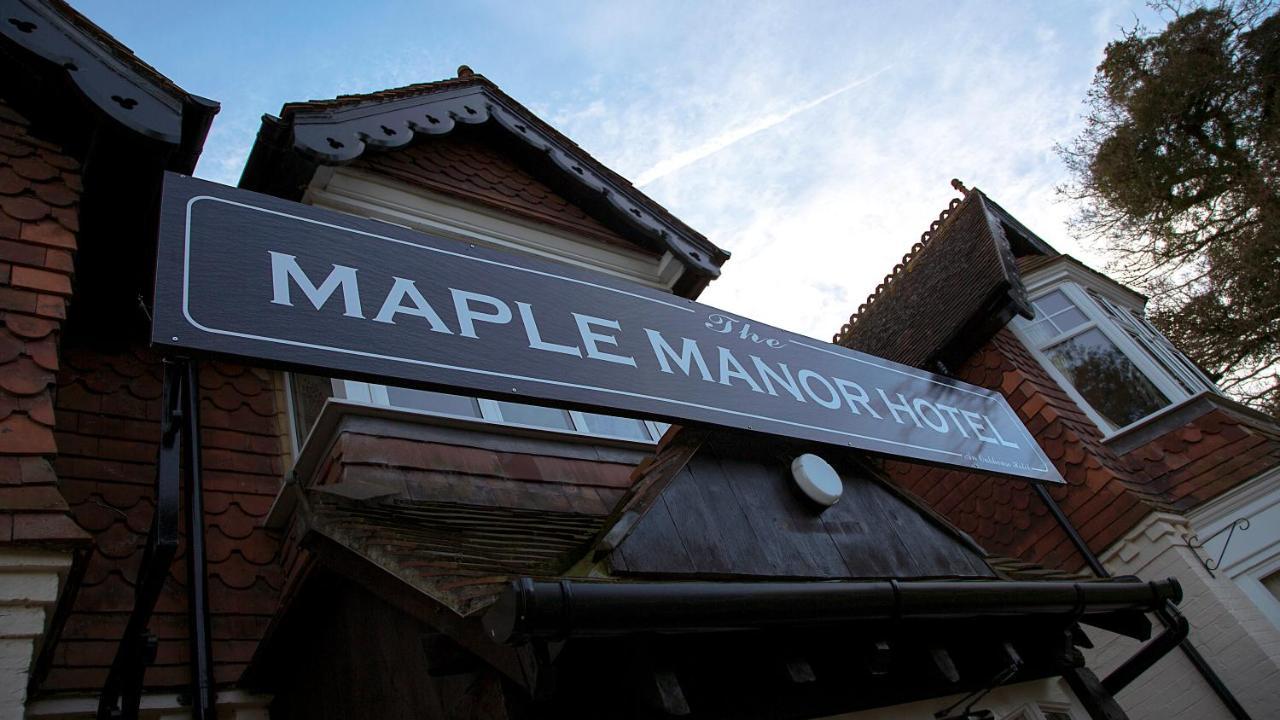 The Maple Manor Hotel Crawley  Extérieur photo